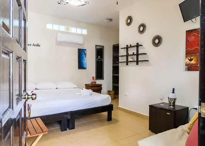 Hotel Moonshine 3*