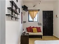 Hotel Moonshine